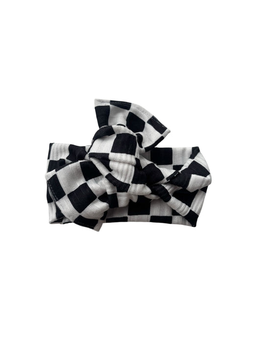 Black checks ribbed regular